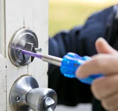 City Locksmith Store Henrico, VA 804-608-5979 - 12-Changing-Locks
